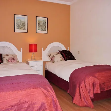 La Madrugada III Villa